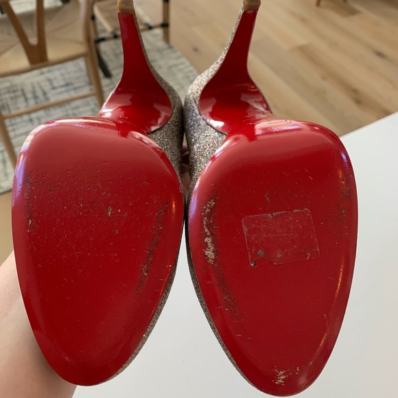 CHRISTIAN LOUBOUTIN Fifi 85 Silver Fine Glitter Round Toe Pump, EU38 - Like New! - Picture 5 of 7